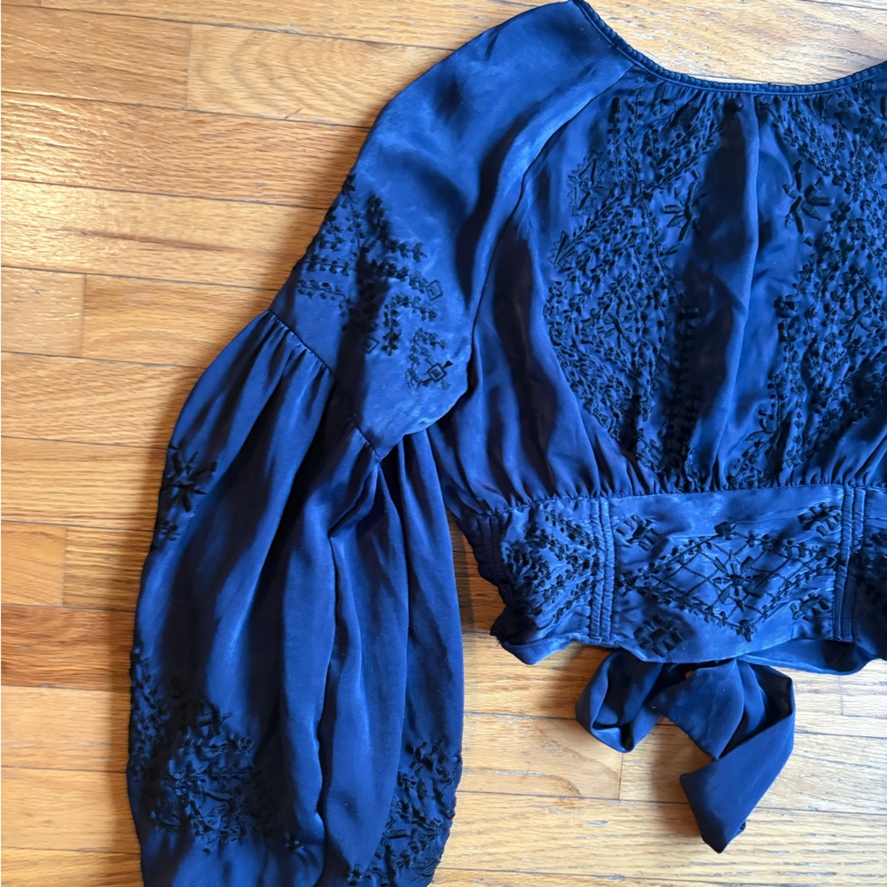 Elegant Navy Embroidered Blouse Free People Small